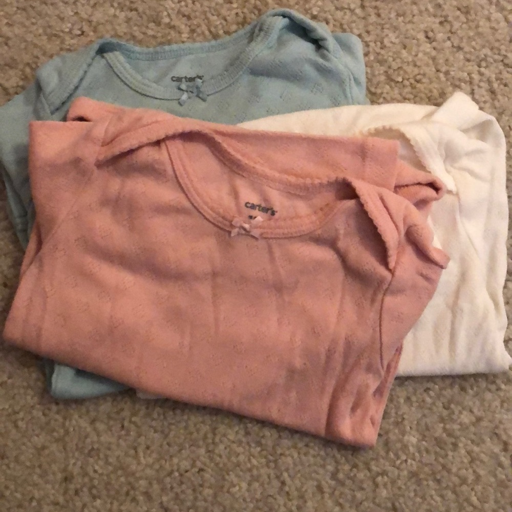 3 pack carters long sleeved onesies